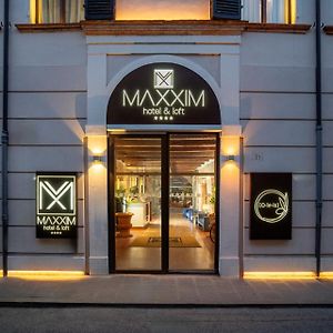 Maxxim Hotel & Loft